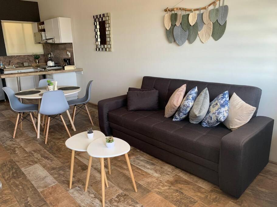 Departamento Completo Y Equipado Con 2 Habitaciones Leon Luaran gambar